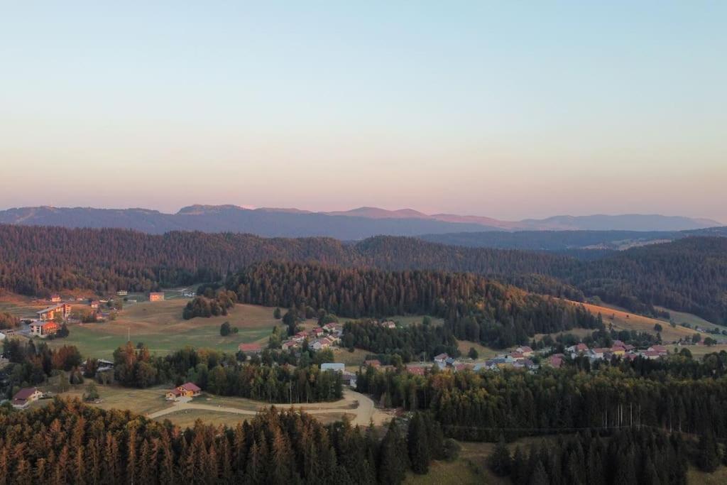 Chic & Champetre Au Coeur Du Haut-Jura Ламура Экстерьер фото